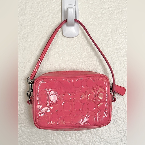 COACH Embossed Liquid Gloss East/West Multi Pouch, Coral Pink & Silver NWOT - Picture 6 of 12